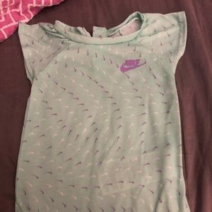 Nike outfit mint and purple swoosh